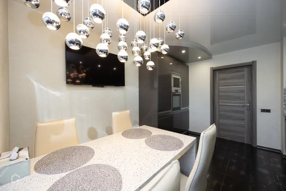 Продаётся 3-комнатная квартира, 93.6 м²