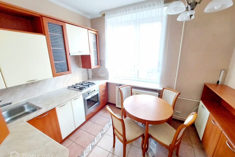 Сдаётся 2-комнатная квартира, 52.1 м²
