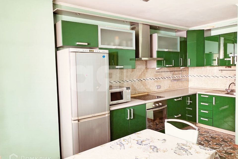 Продаётся 2-комнатная квартира, 65.2 м²