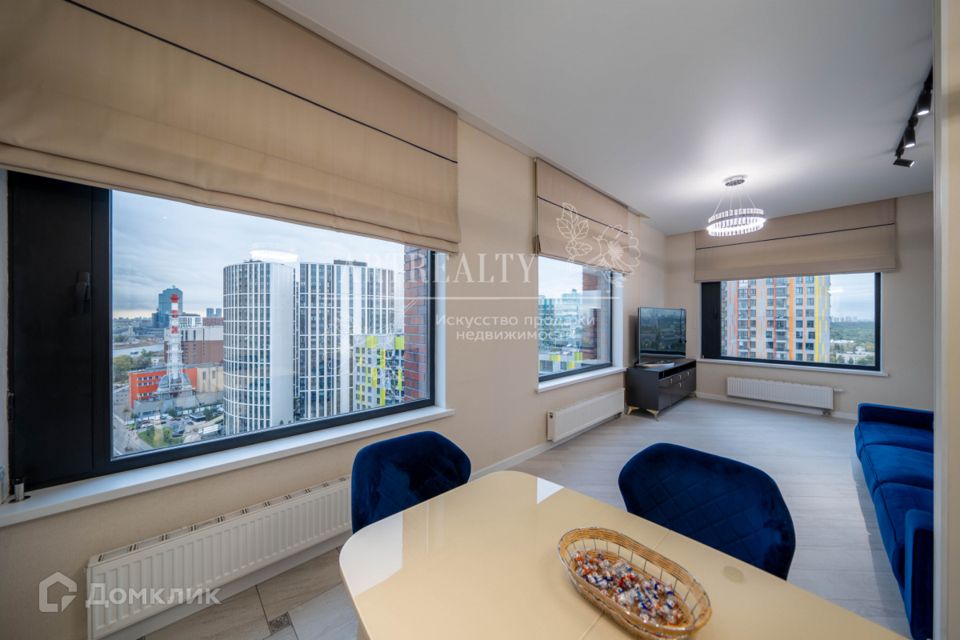Сдаётся 2-комнатная квартира, 70.8 м²