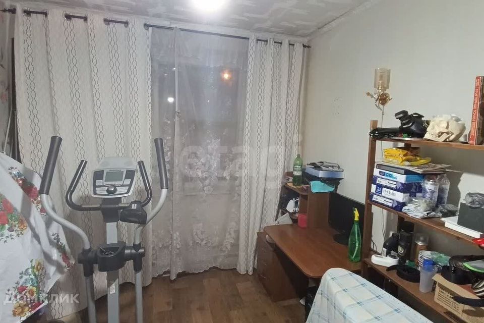 Продаётся 4-комнатная квартира, 75 м²