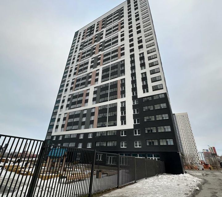 Продаётся 1-комнатная квартира, 51.5 м²