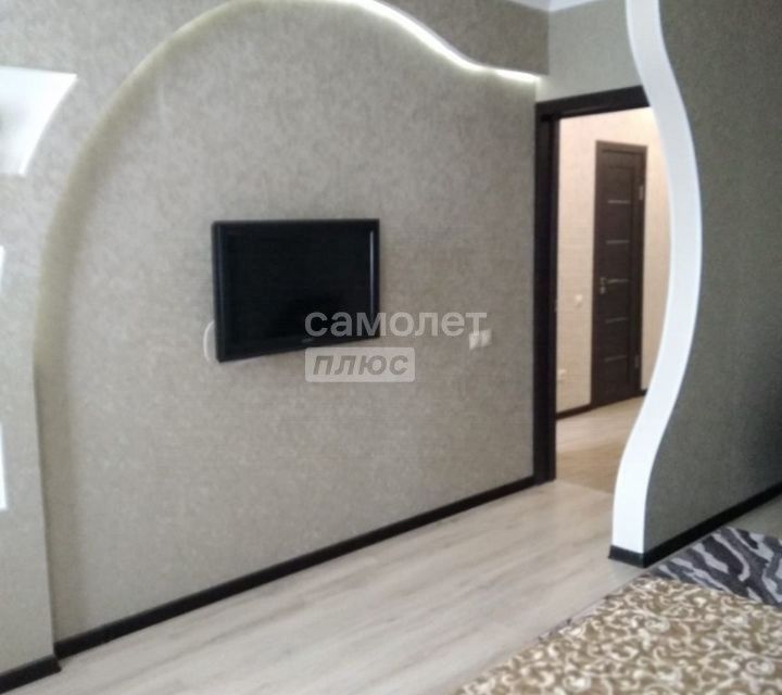 Сдаётся 1-комнатная квартира, 42 м²