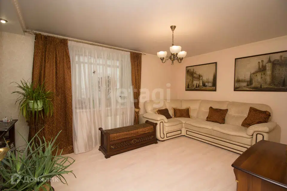 Продаётся 2-комнатная квартира, 73.8 м²