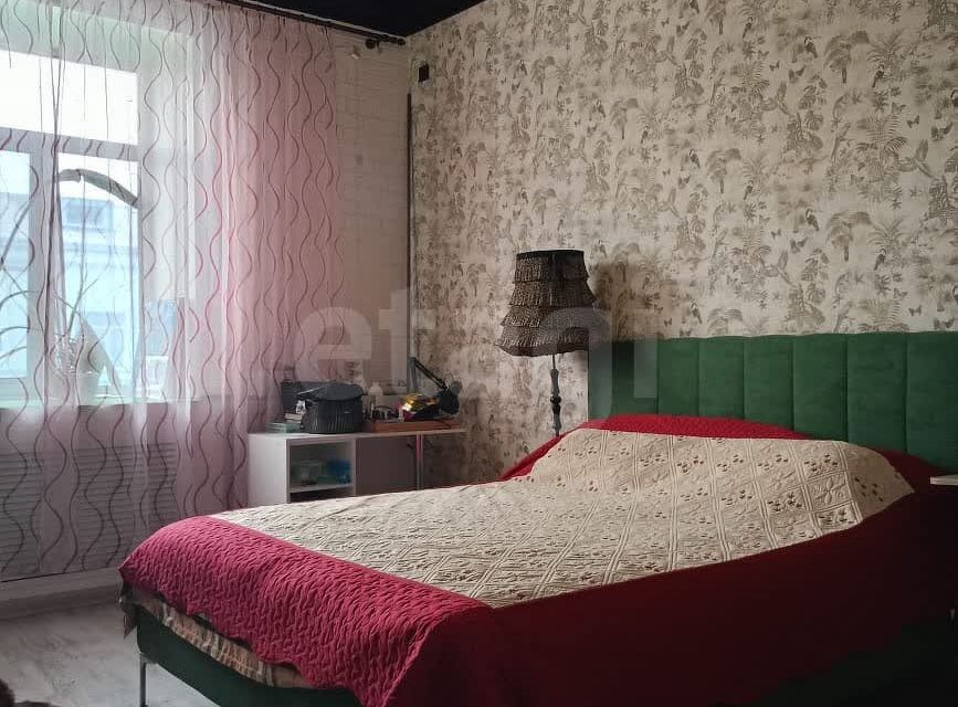 Продаётся 4-комнатная квартира, 91.4 м²