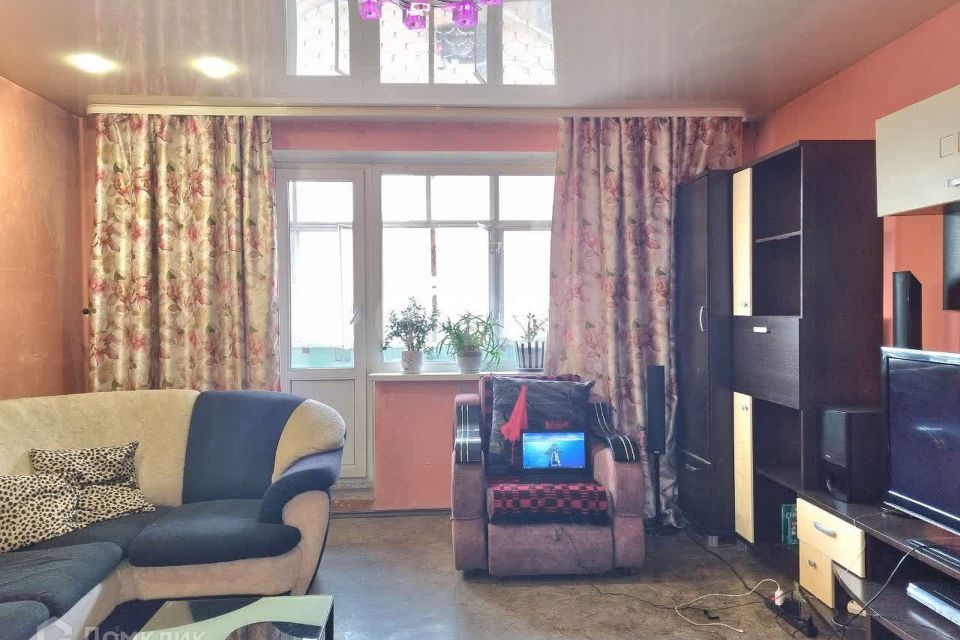 Продаётся 4-комнатная квартира, 77.6 м²