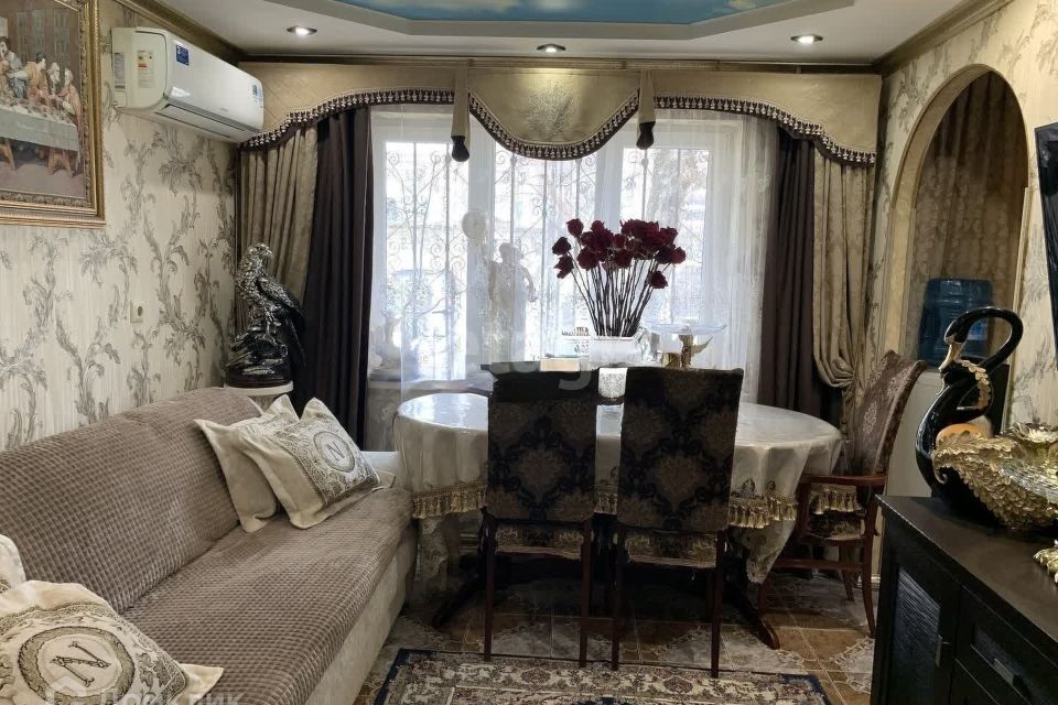 Продаётся 3-комнатная квартира, 59.6 м²