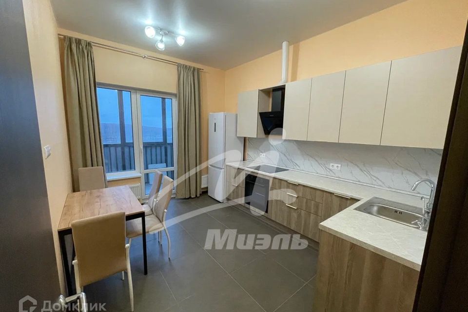 Сдаётся 1-комнатная квартира, 40 м²