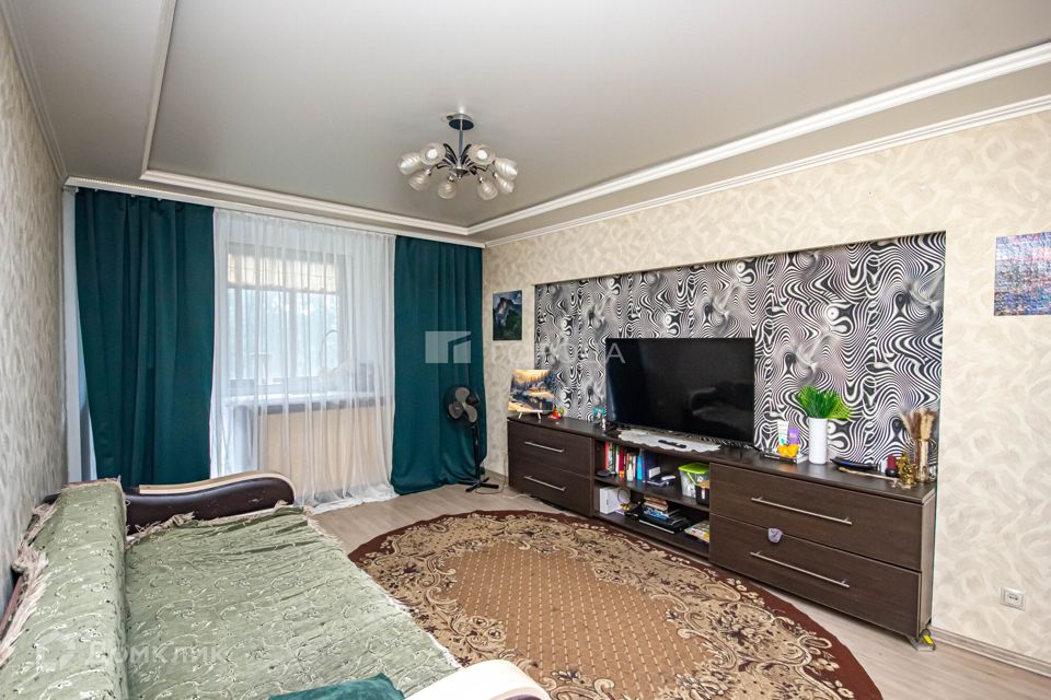Продаётся 3-комнатная квартира, 60.5 м²