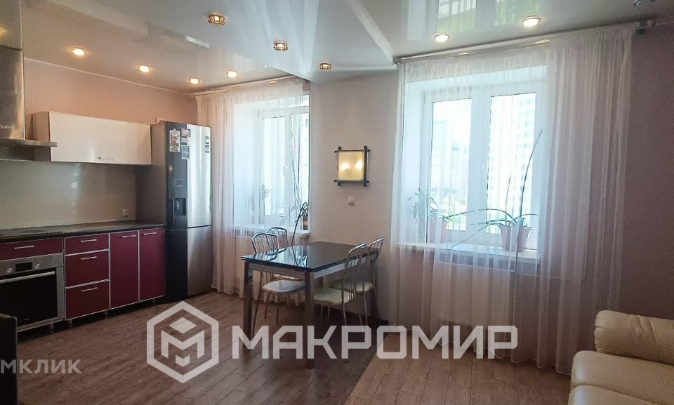 Продаётся 2-комнатная квартира, 63.5 м²