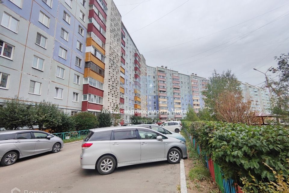 Продаётся 1-комнатная квартира, 42 м²