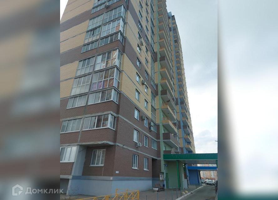 Продаётся 1-комнатная квартира, 42.9 м²