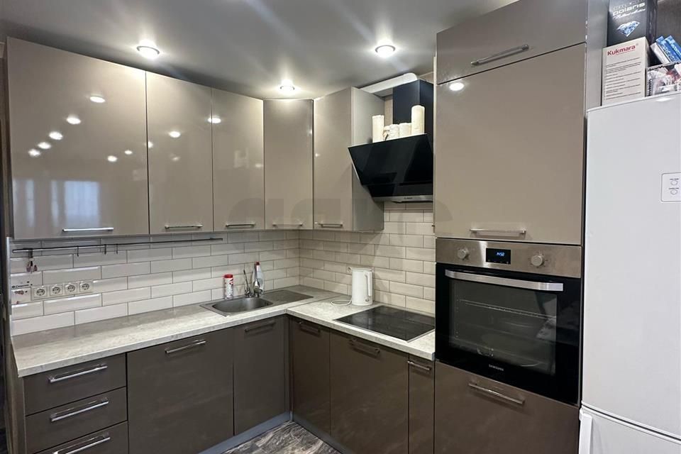 Продаётся 3-комнатная квартира, 76 м²