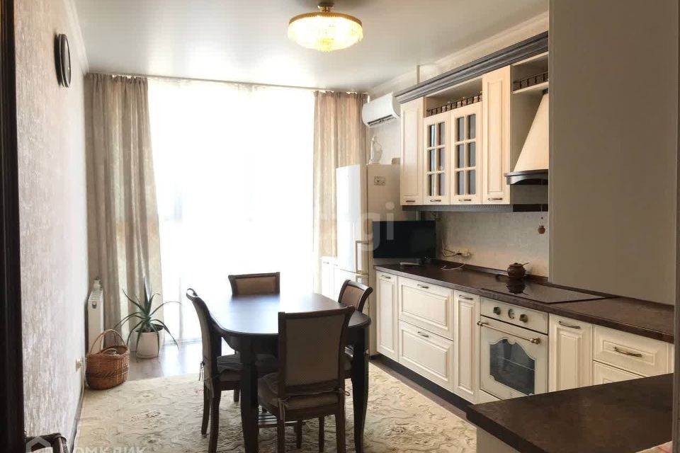 Продаётся 2-комнатная квартира, 64.5 м²