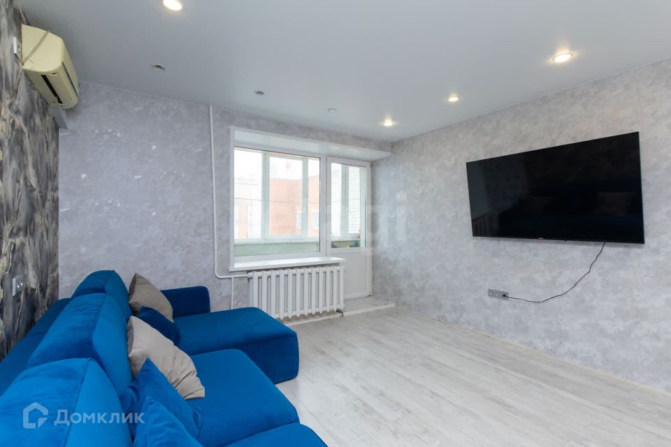 Продаётся 3-комнатная квартира, 60.5 м²