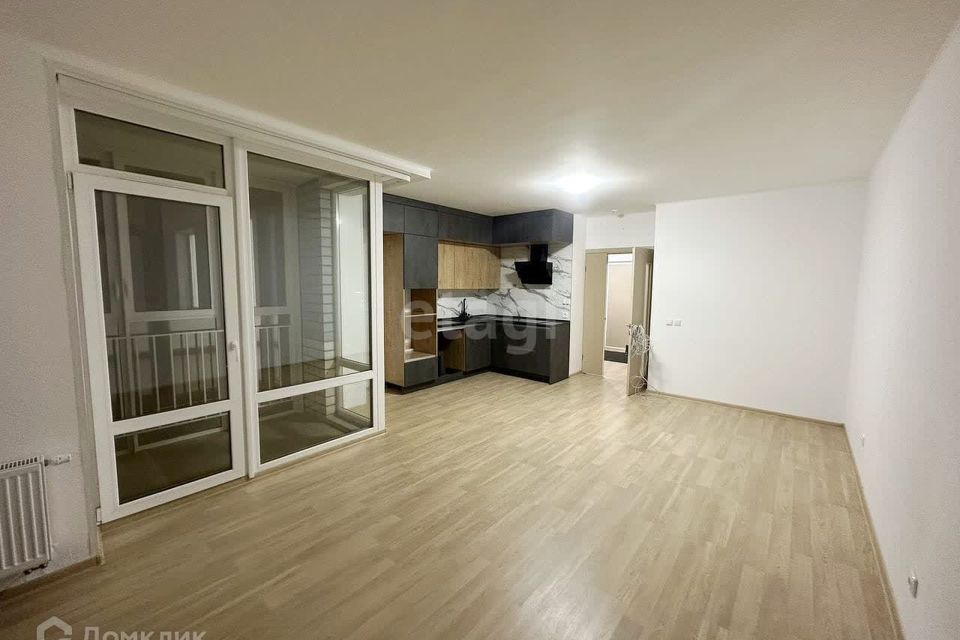 Продаётся 2-комнатная квартира, 75.9 м²