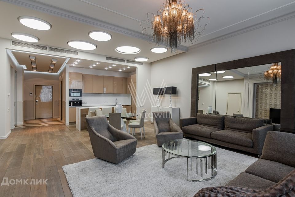 Сдаётся 4-комнатная квартира, 185 м²