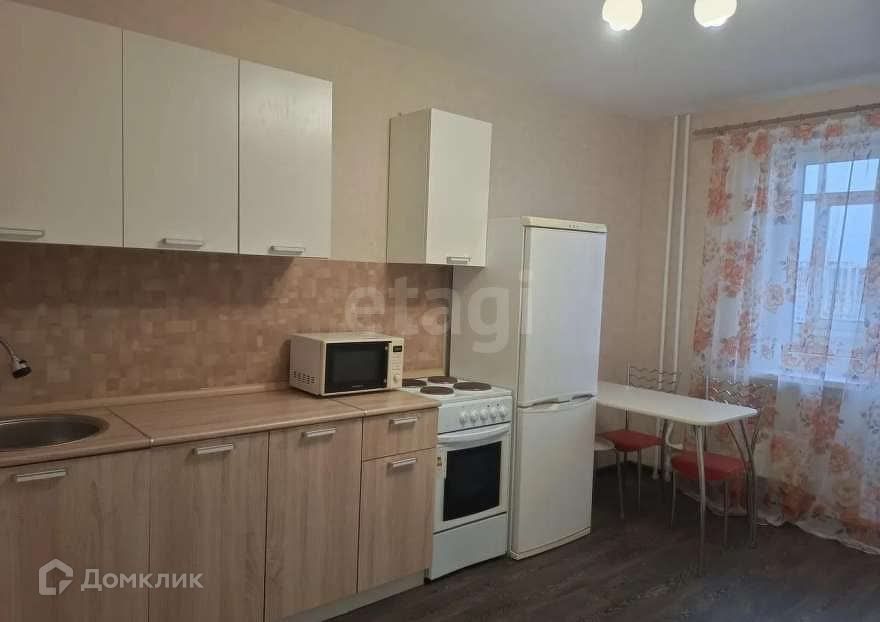 Сдаётся 2-комнатная квартира, 73.9 м²