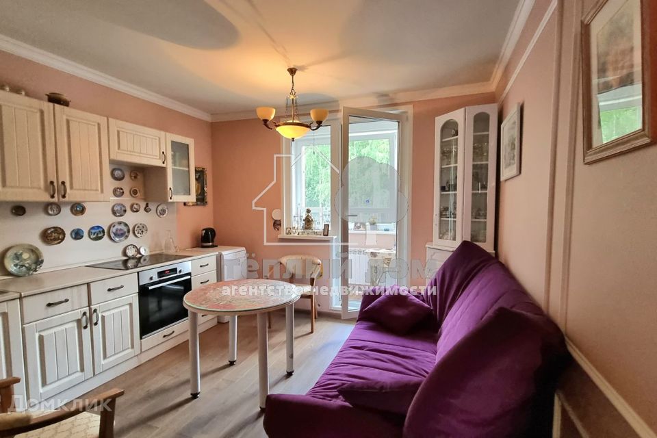 Сдаётся 2-комнатная квартира, 68.7 м²