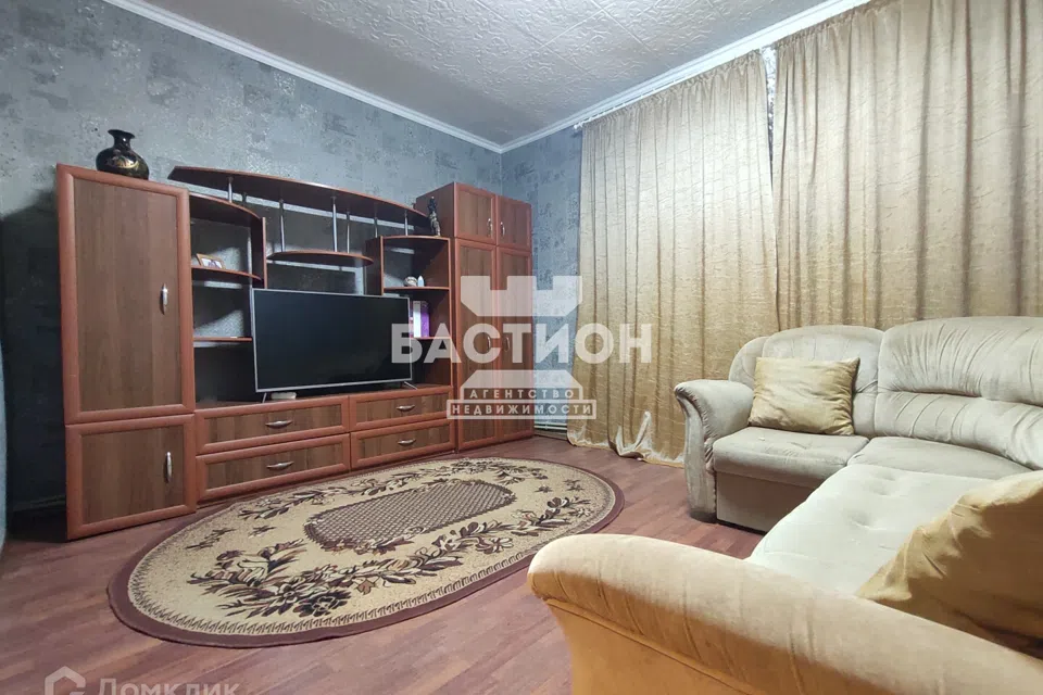 Продаётся 4-комнатная квартира, 99 м²