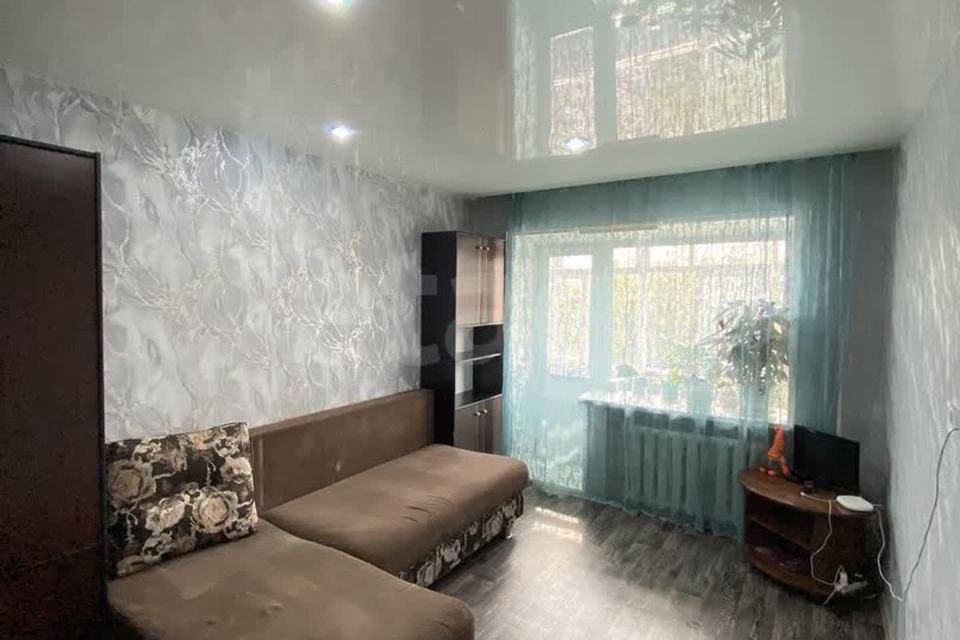Продаётся 3-комнатная квартира, 56.2 м²