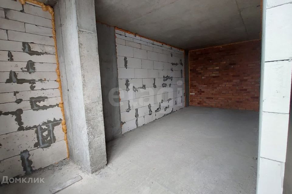 Продаётся 2-комнатная квартира, 60.5 м²