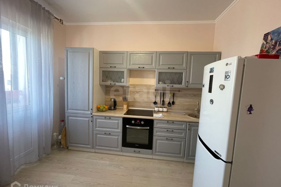 Продаётся 1-комнатная квартира, 42 м²