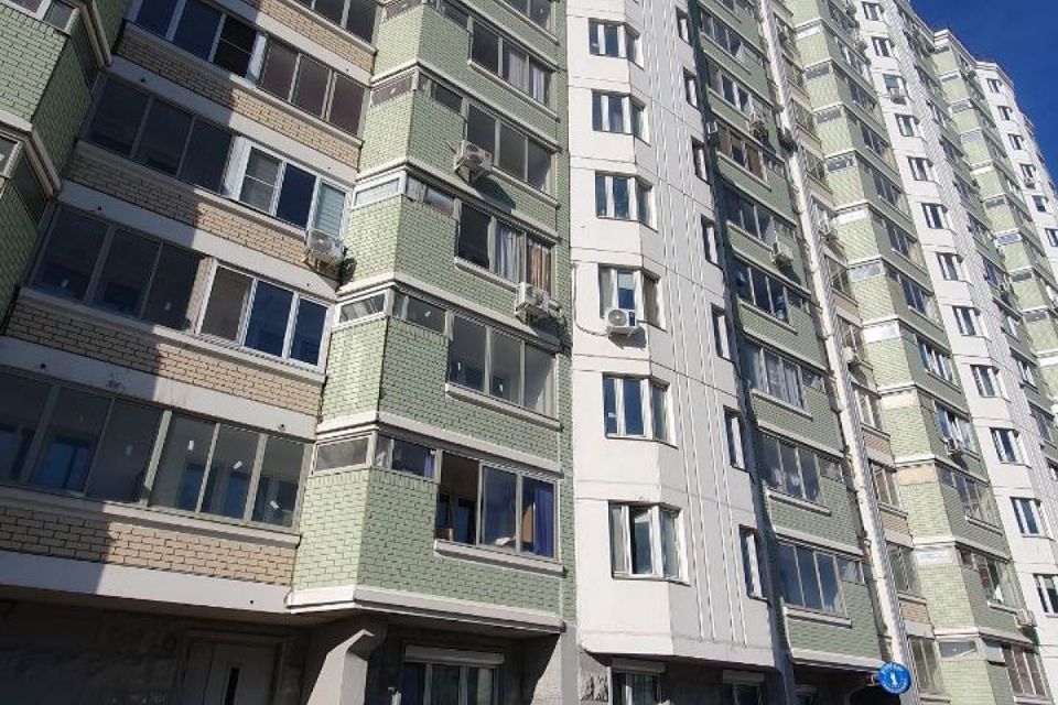 Продаётся 1-комнатная квартира, 39.5 м²