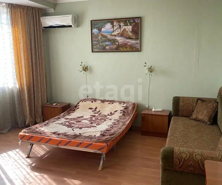 Продаётся 1-комнатная квартира, 52.1 м²