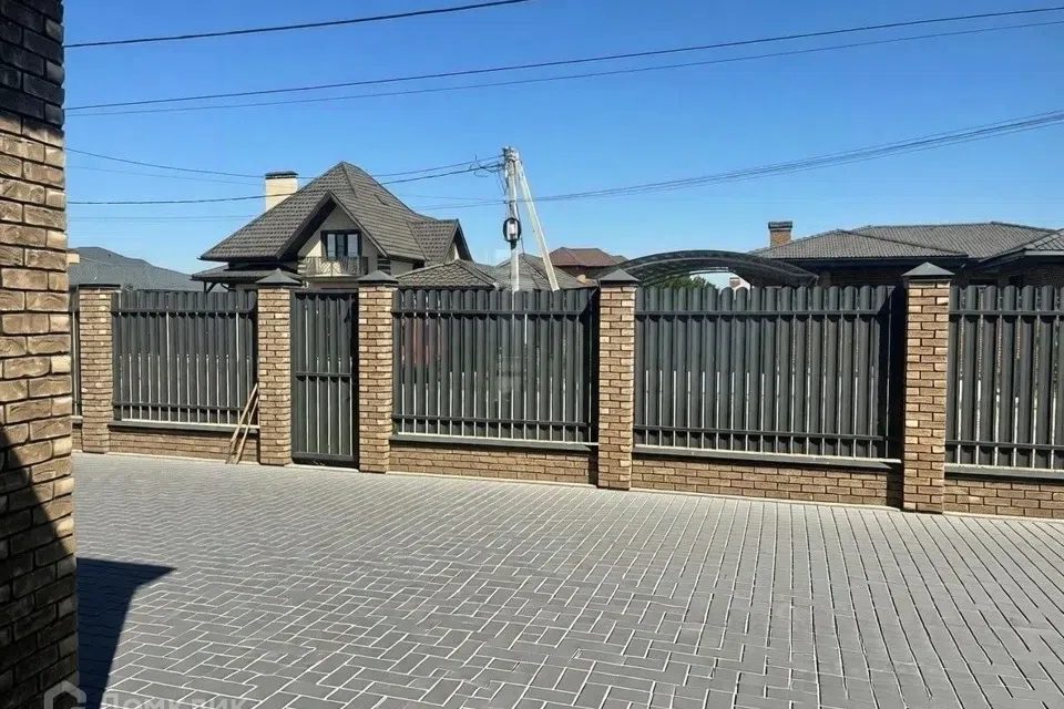 Продаётся 1-этажный дом, 179 м²