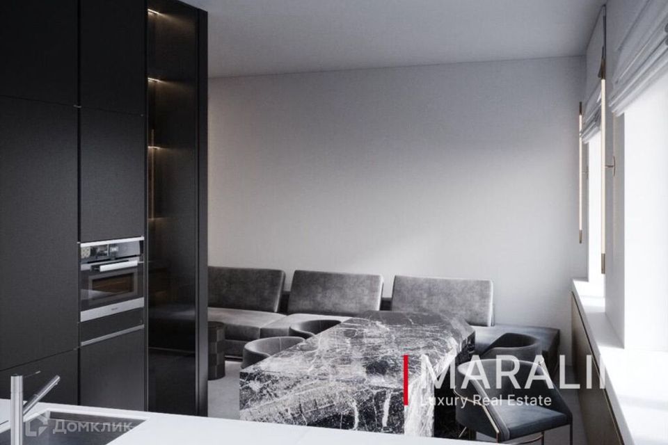 Продаётся 2-комнатная квартира, 90 м²