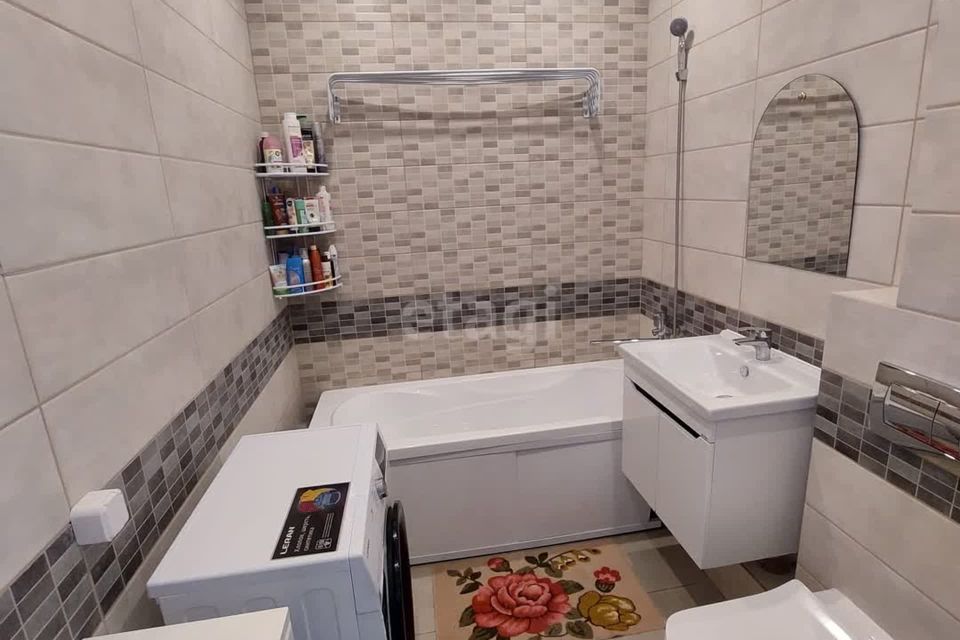 Продаётся 1-комнатная квартира, 40.4 м²
