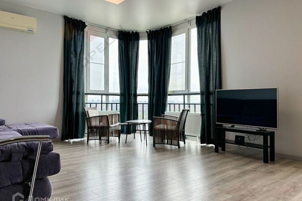 Продаётся 2-комнатная квартира, 82.9 м²