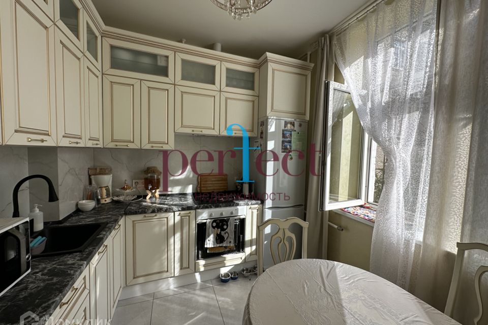 Продаётся 3-комнатная квартира, 76.9 м²