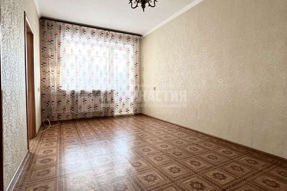 Продаётся 3-комнатная квартира, 55.2 м²