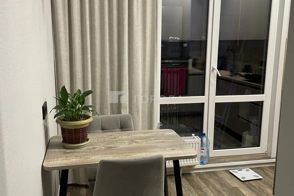 Продаётся 2-комнатная квартира, 56 м²