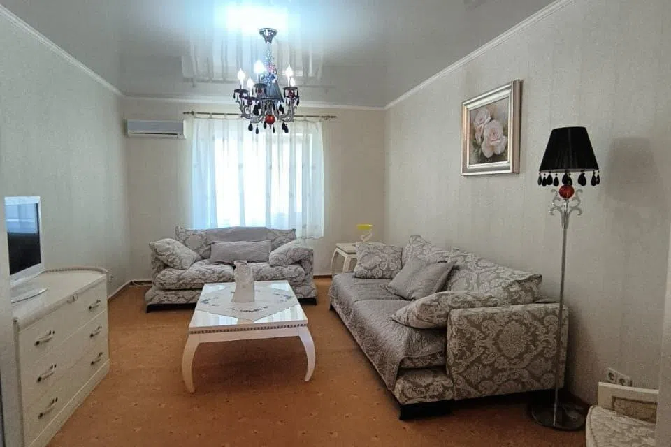 Продаётся 2-этажный дом, 282.7 м²