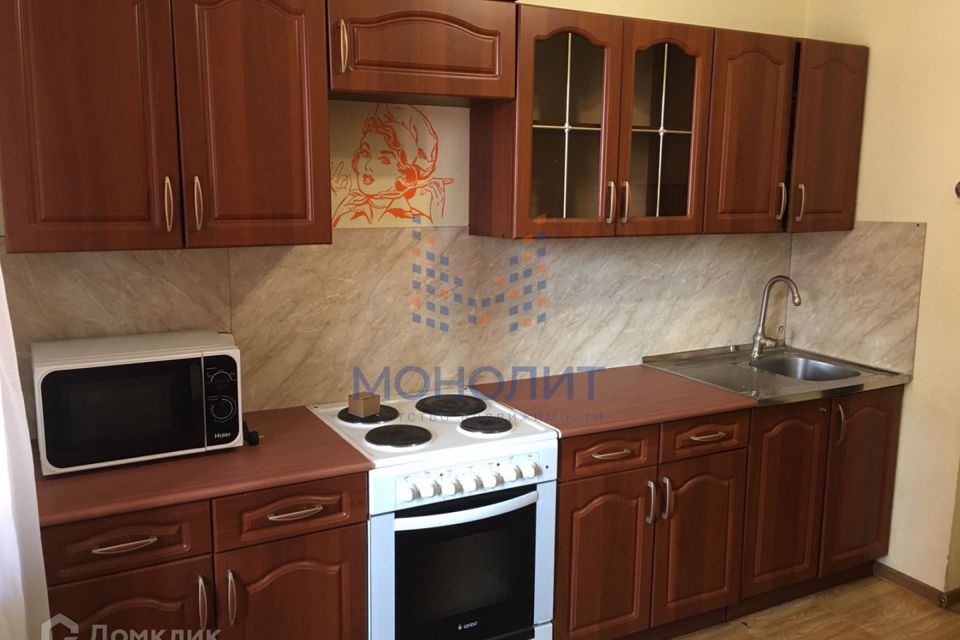 Сдаётся 2-комнатная квартира, 65 м²