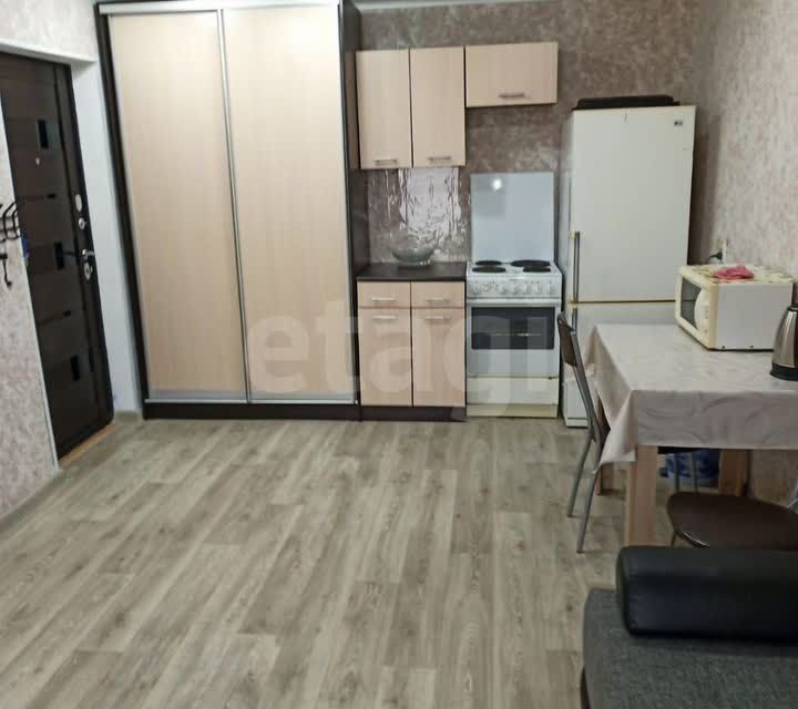 Продаётся комната в 1-комн. квартире, 19 м²