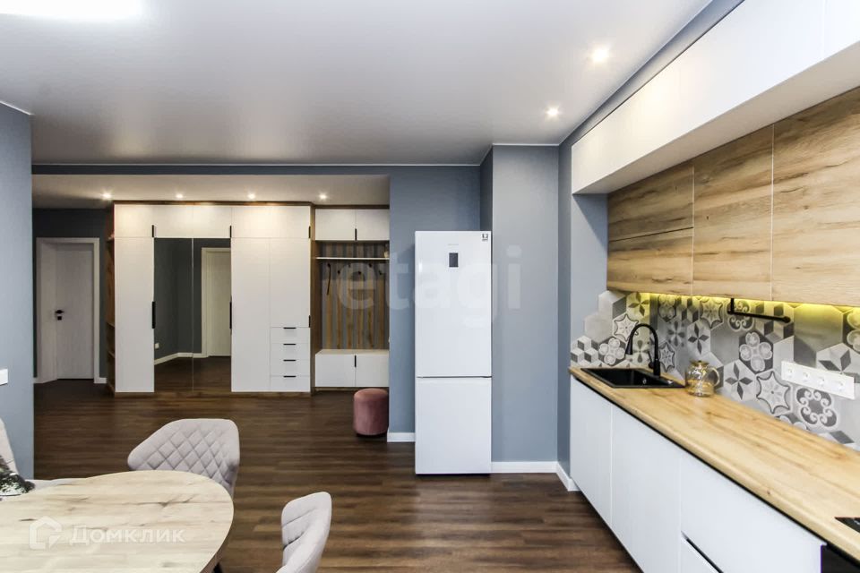 Продаётся 2-комнатная квартира, 59 м²