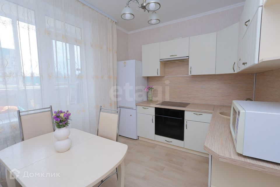 Продаётся 1-комнатная квартира, 39.8 м²