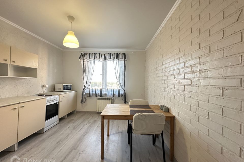 Продаётся 2-комнатная квартира, 65 м²