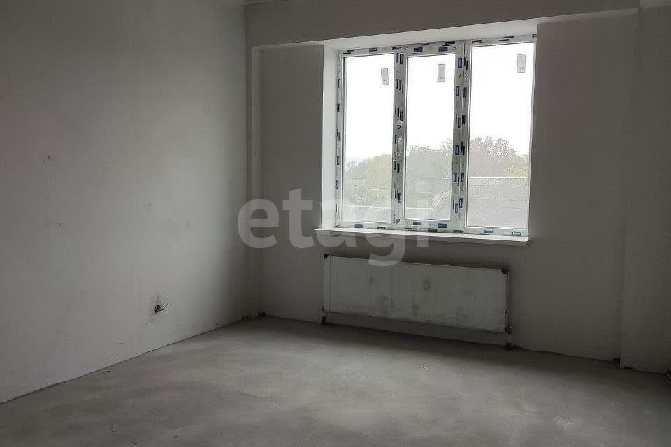 Продаётся 1-комнатная квартира, 42.3 м²