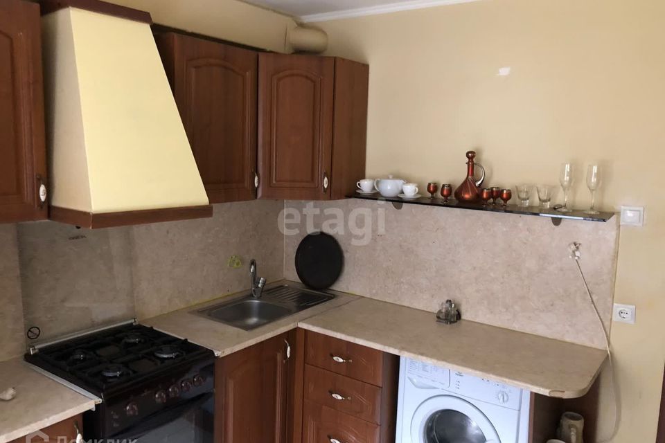 Продаётся 1-комнатная квартира, 37.8 м²