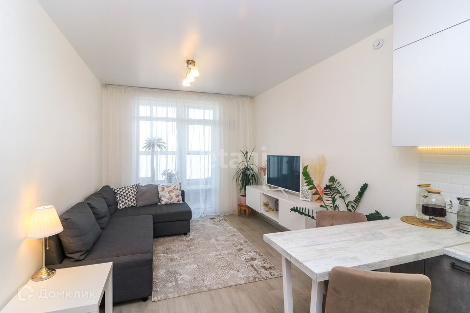 Продаётся 1-комнатная квартира, 35.8 м²