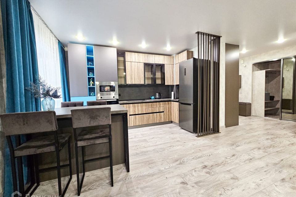 Сдаётся 1-комнатная квартира, 42 м²