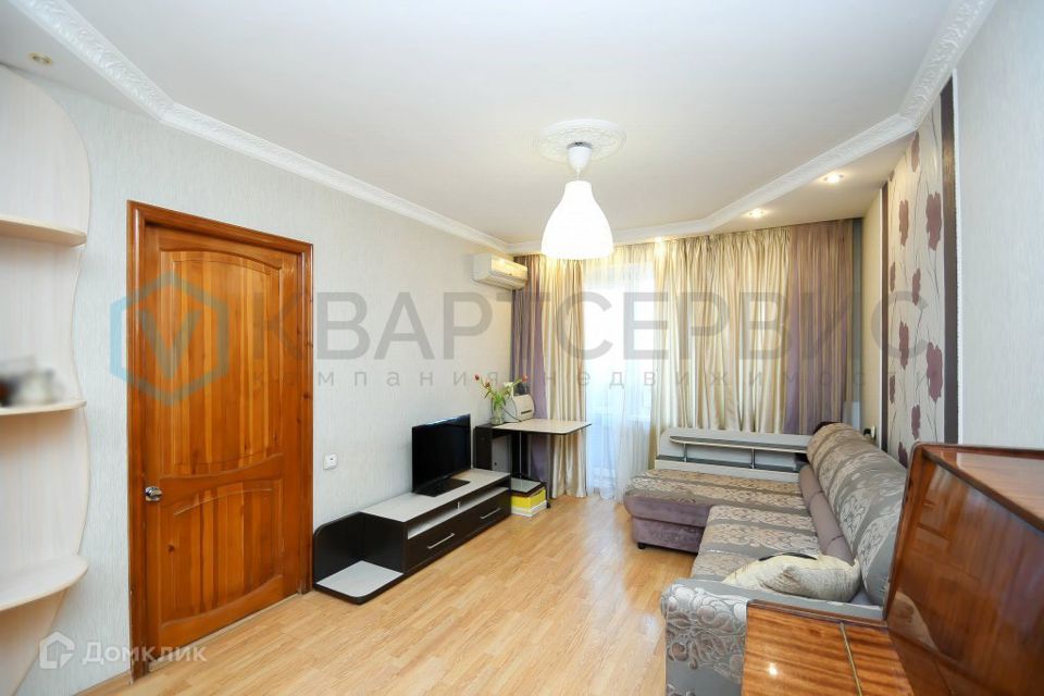 Продаётся 2-комнатная квартира, 43.6 м²