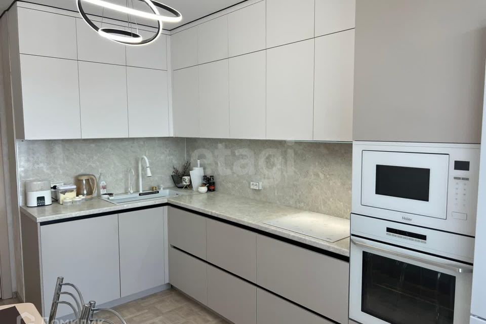 Продаётся 3-комнатная квартира, 80.4 м²