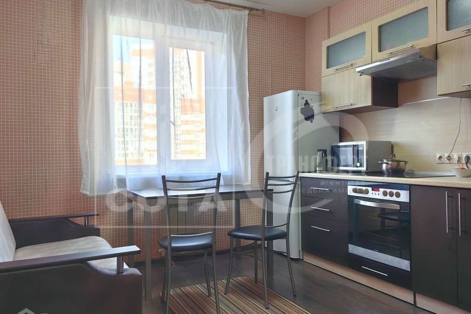 Сдаётся 1-комнатная квартира, 40 м²