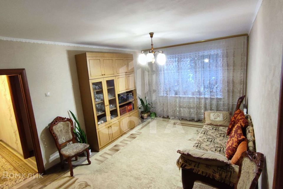 Продаётся 4-комнатная квартира, 81.3 м²